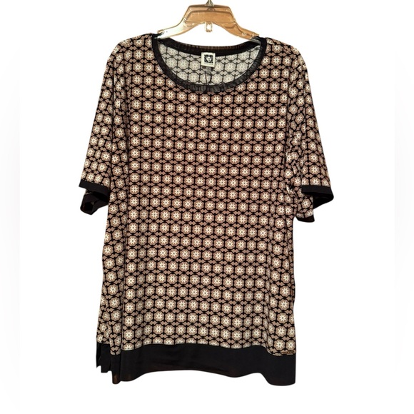 Anne Klein Tops - Anne Klein Black Cream Patterned Short Sleeve Top